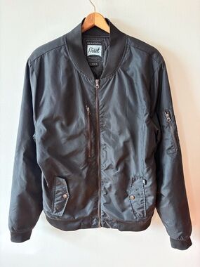 Beautiful Giant Quilted Bomber Jacket Black Size Large